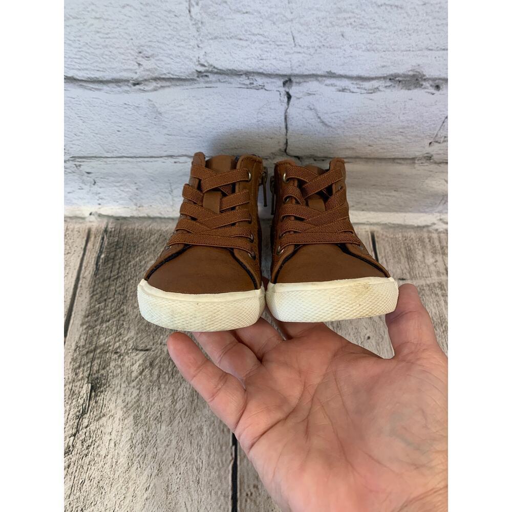 CAT & JACK Boy’s Mateo High Top Sneakers / Size: 5 - Picture 8 of 10